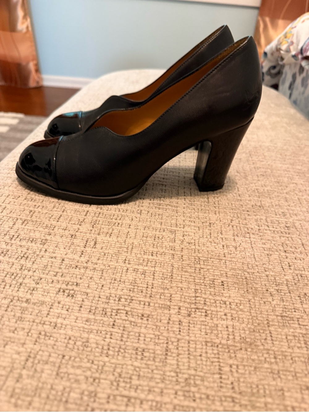 John Fluevog Black Leather Slip-On Heels with Glossy Cap Toe - Picture 2 of 6